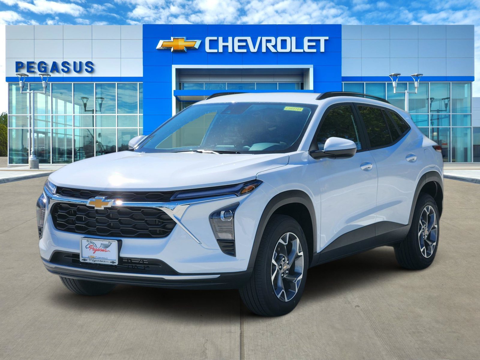 New 2026 Chevrolet Trax LT w/ LT Convenience Package FWD image 2