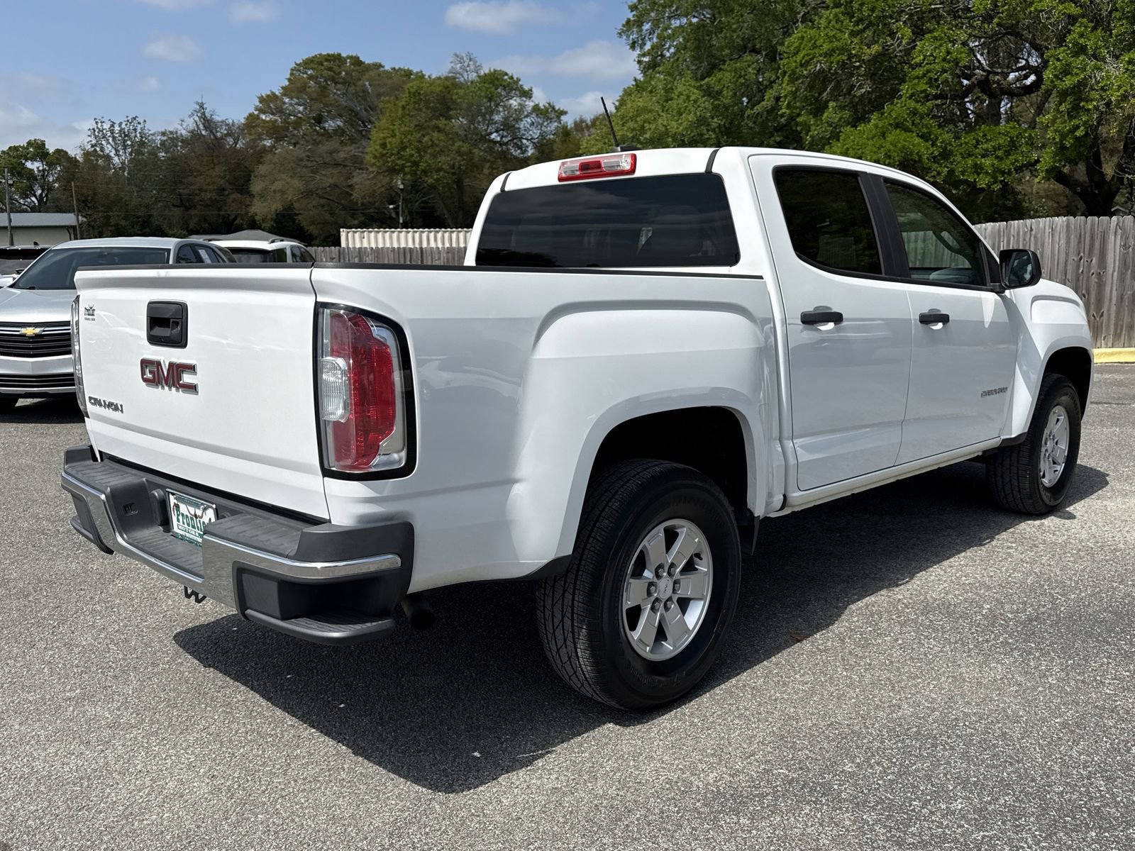 Used 2017 GMC Canyon 2WD Crew Cab w/ Convenience Package image 5