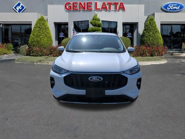 New 2026 Ford Escape SE image 11