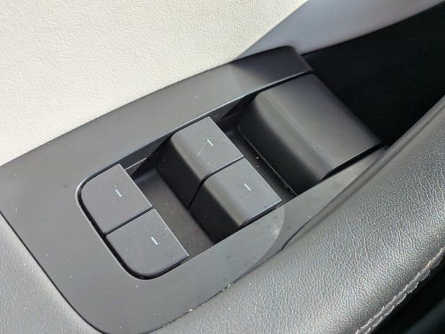 Used 2025 Tesla Model 3 Long Range image 18