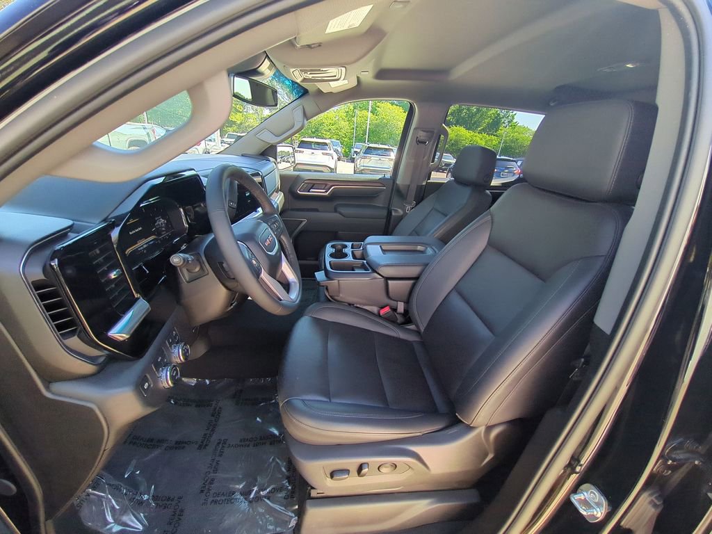 Used 2025 GMC Sierra 1500 SLT AWD/4WD image 16