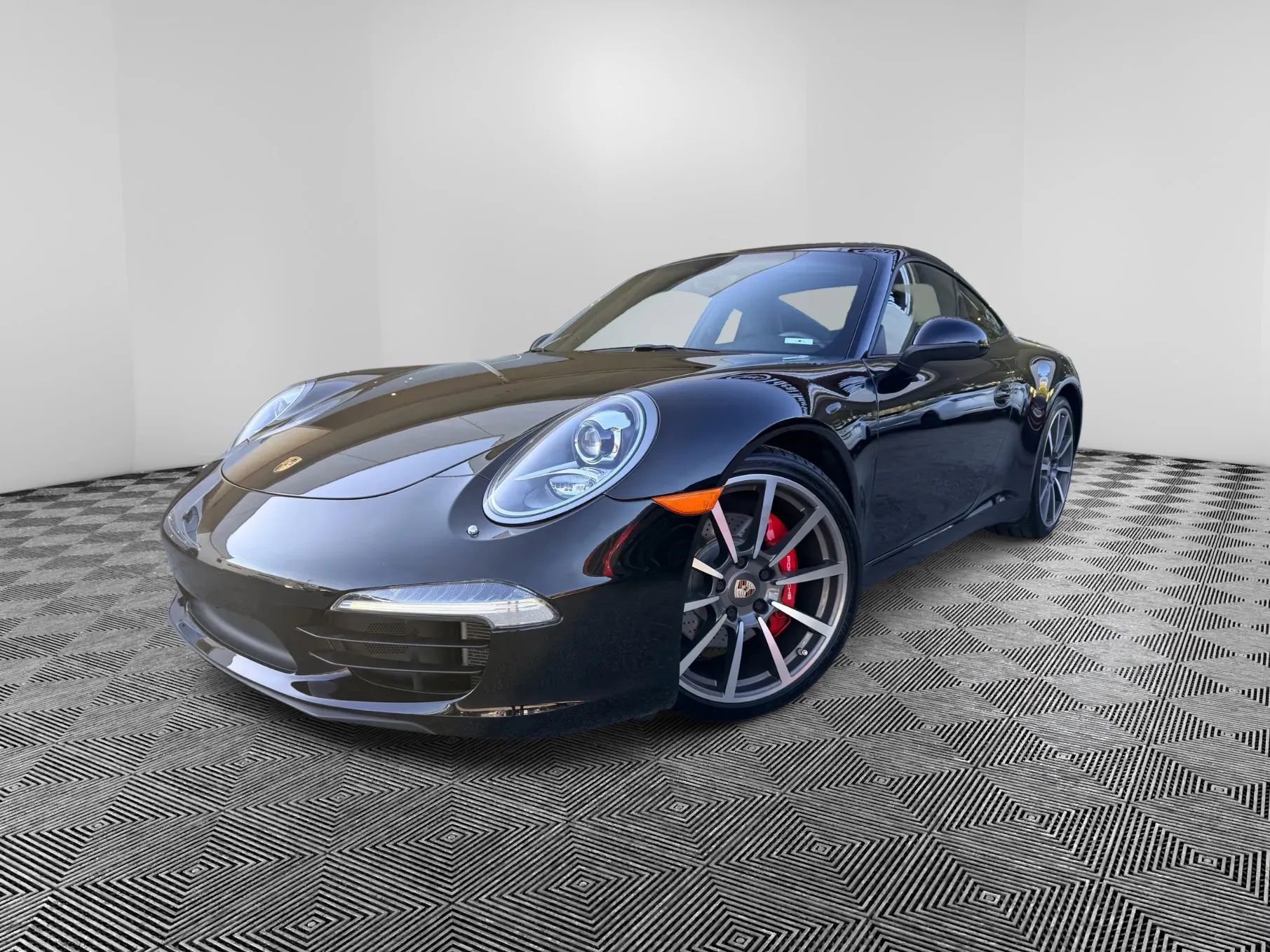 Used 2012 Porsche 911 Carrera S image 2