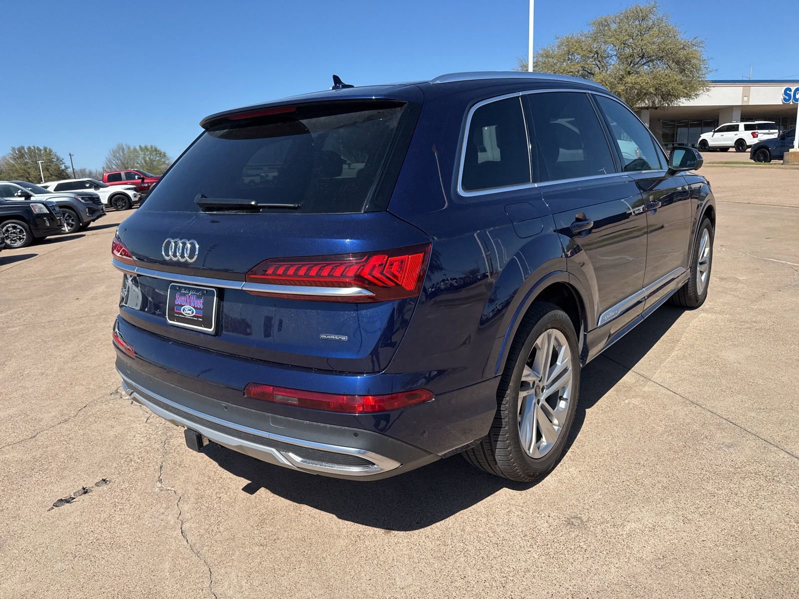 Used 2021 Audi Q7 3.0T Premium Plus image 7
