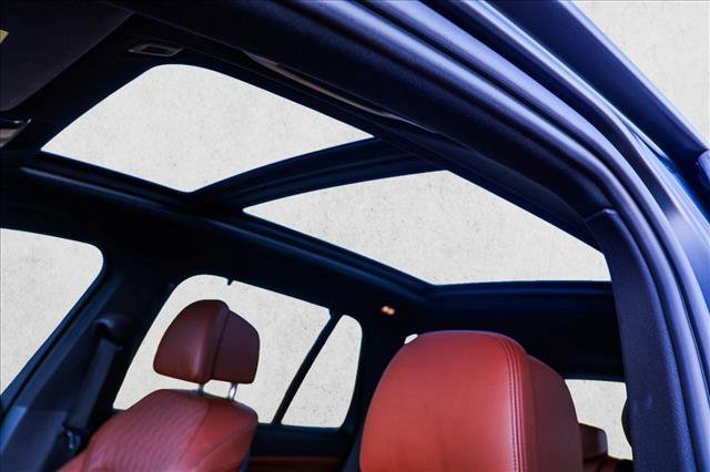 Used 2024 BMW X5 M60i image 11