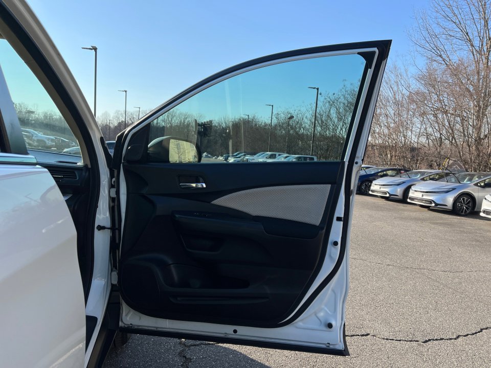 Used 2016 Honda CR-V EX image 32