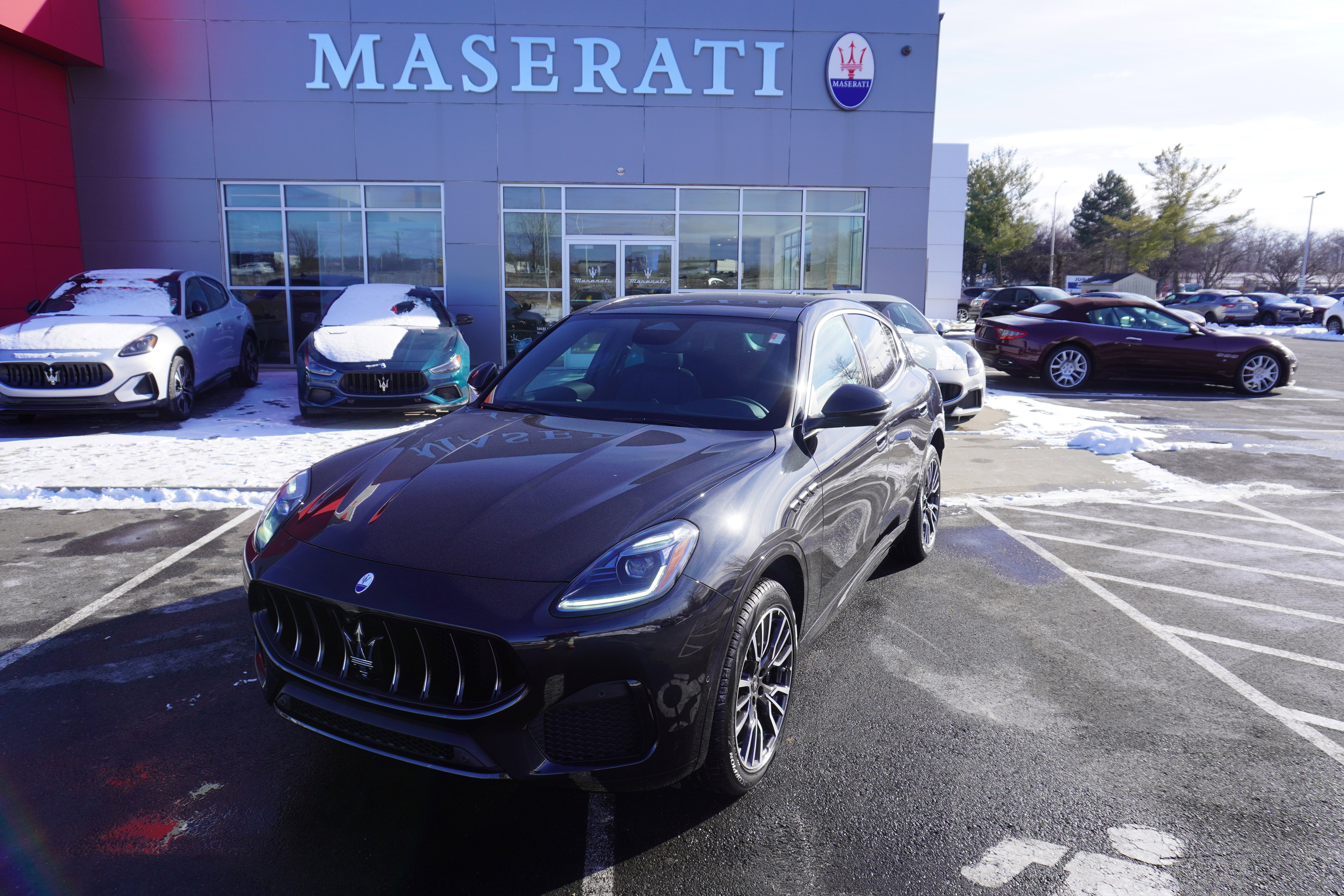 New 2025 Maserati Grecale GT image 3