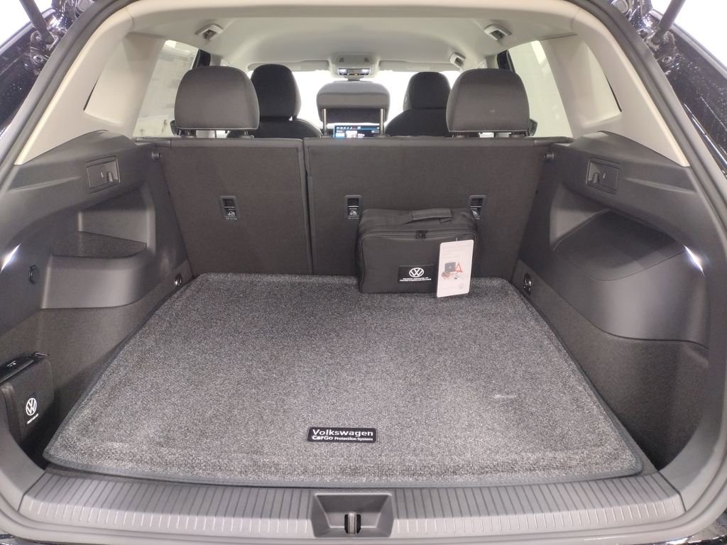 New 2025 Volkswagen Tiguan S image 15