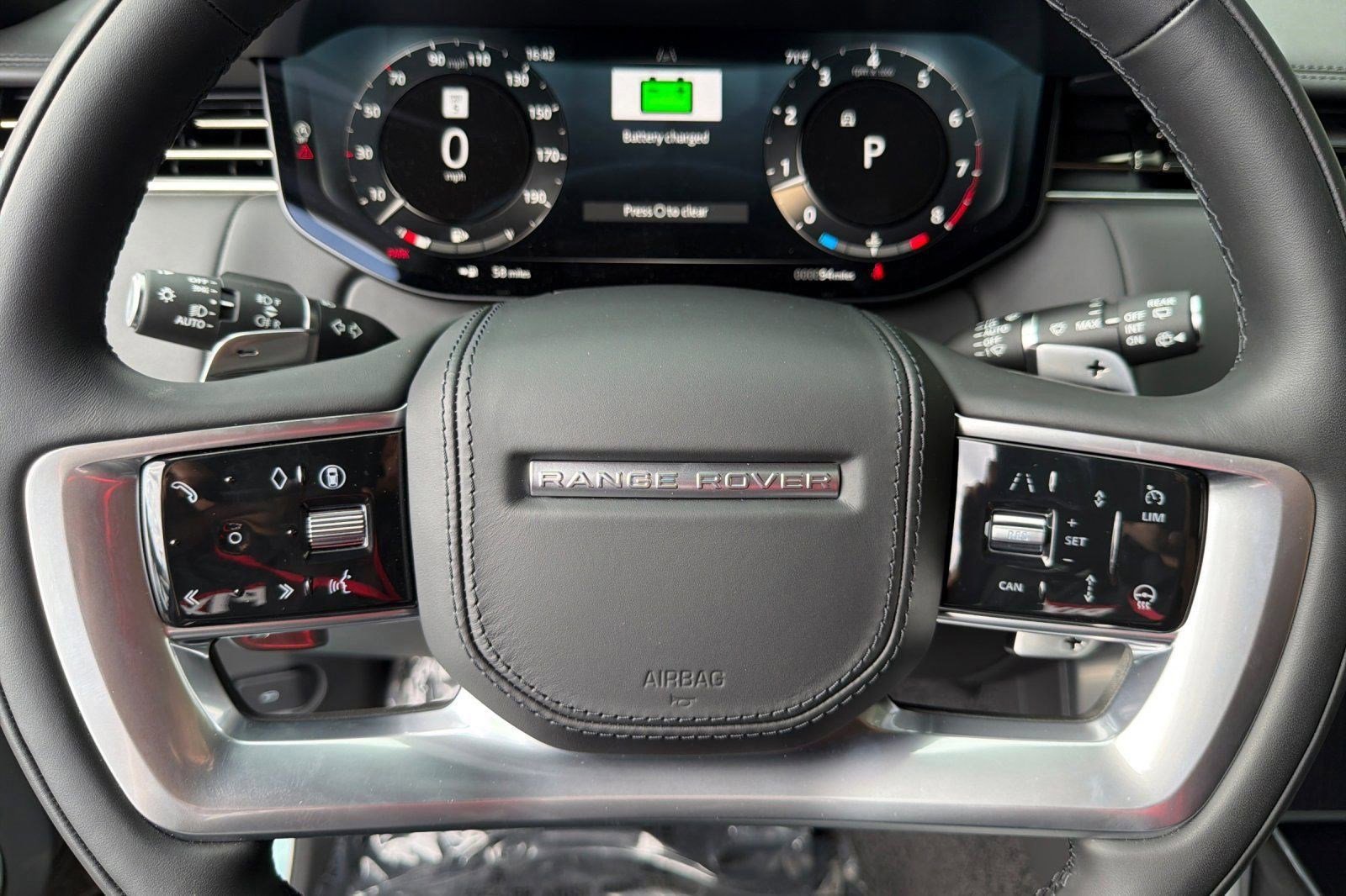New 2026 Land Rover Range Rover SV AWD/4WD image 17