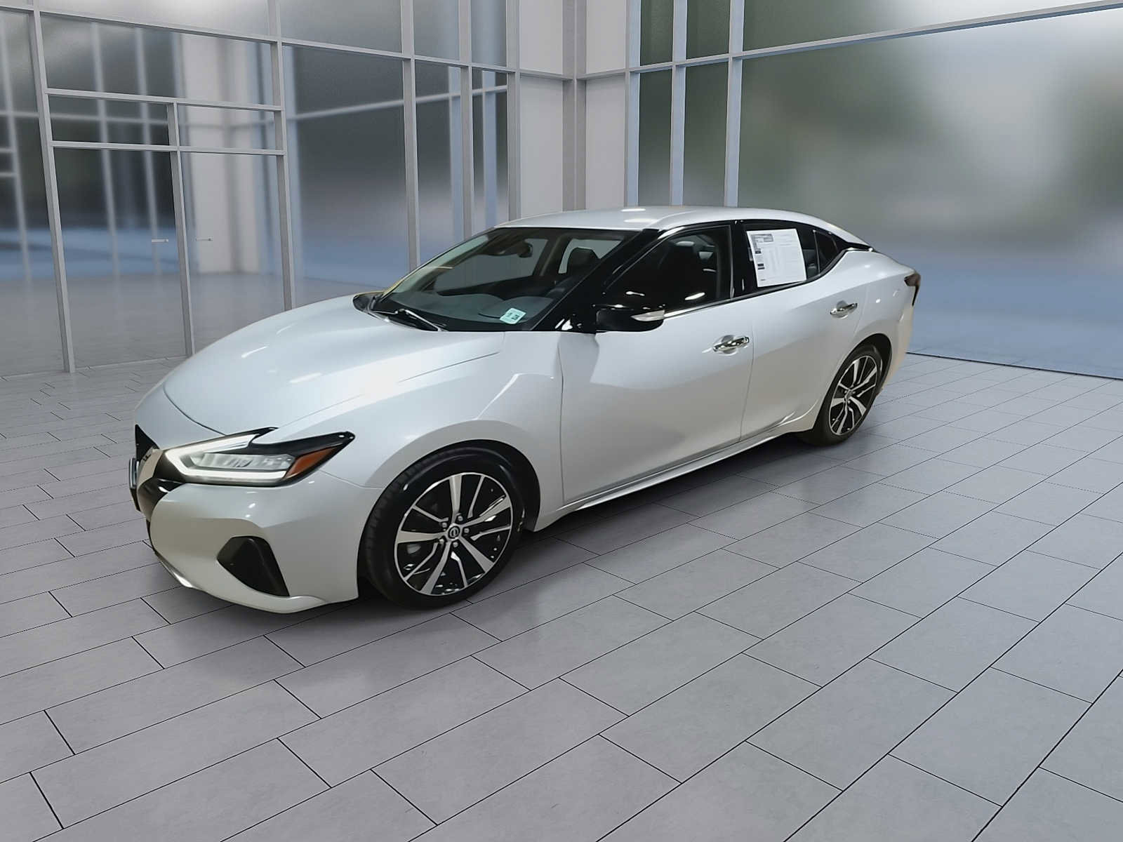 Used 2023 Nissan Maxima SV FWD image 4