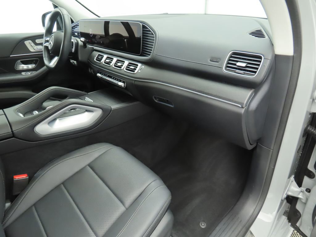 Used 2024 Mercedes-Benz GLS 450 GLS 450 image 16