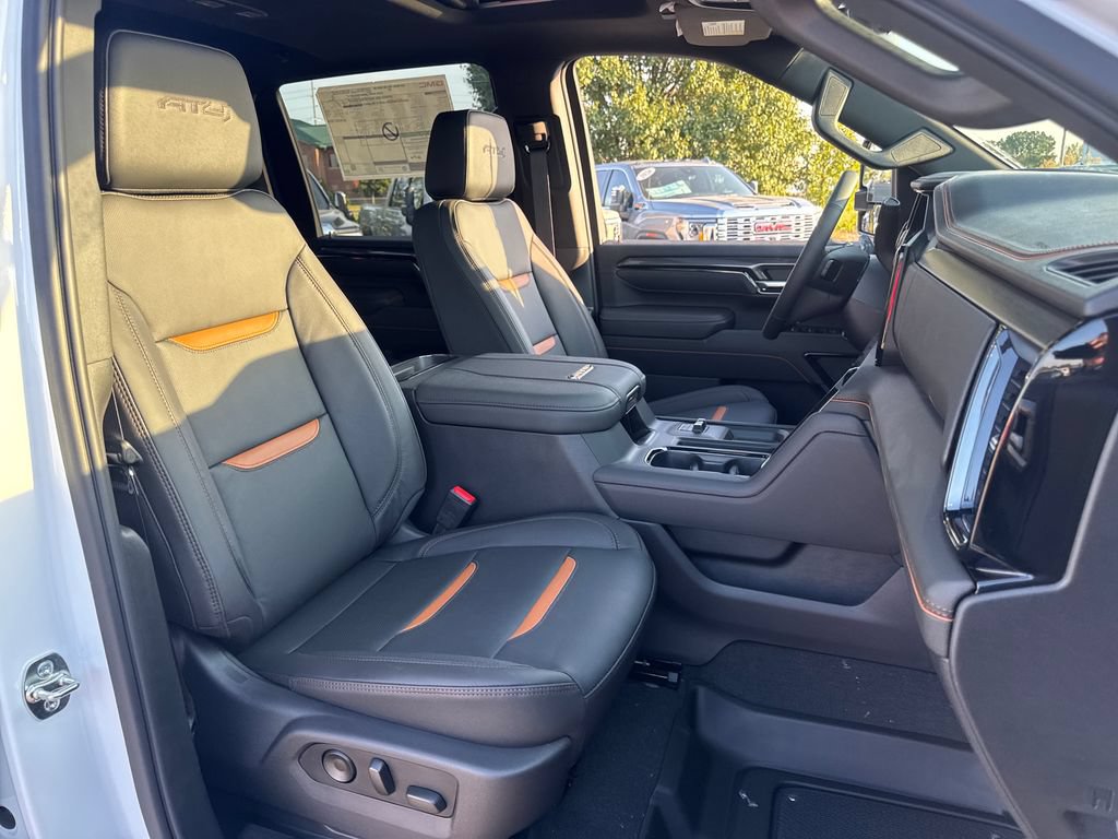 New 2026 GMC Sierra 2500 AT4 w/ AT4 Premium Plus Package AWD/4WD image 11