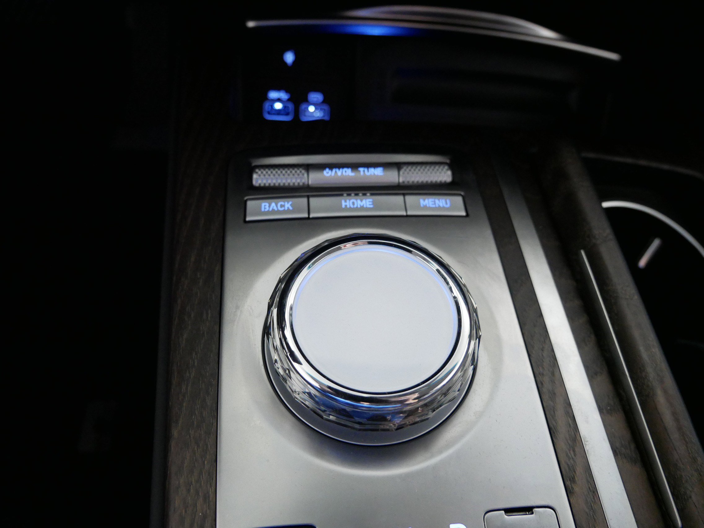 Used 2024 Genesis G80 w/ Prestige Package image 29