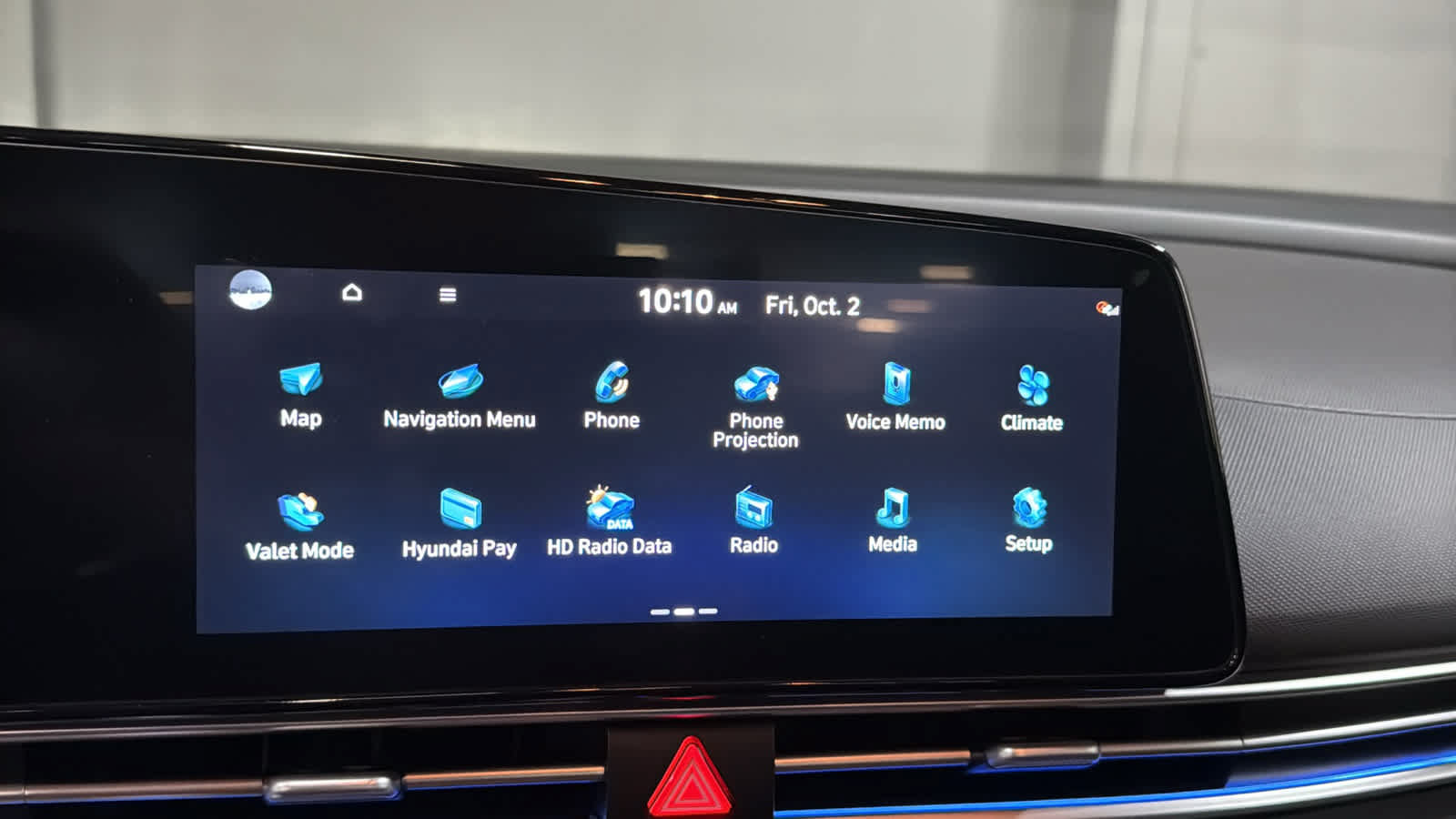 Used 2023 Hyundai Elantra Limited w/ Cargo Package FWD image 15
