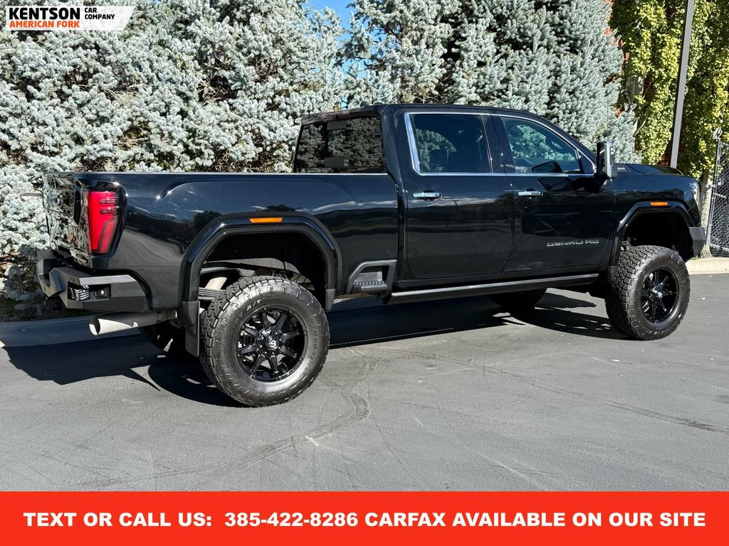 Used 2024 GMC Sierra 2500 Denali Ultimate image 9