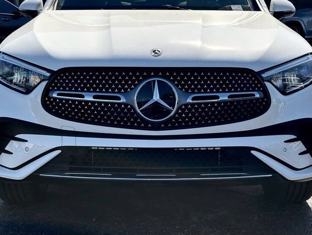New 2027 Mercedes-Benz GLC 300 4MATIC image 4
