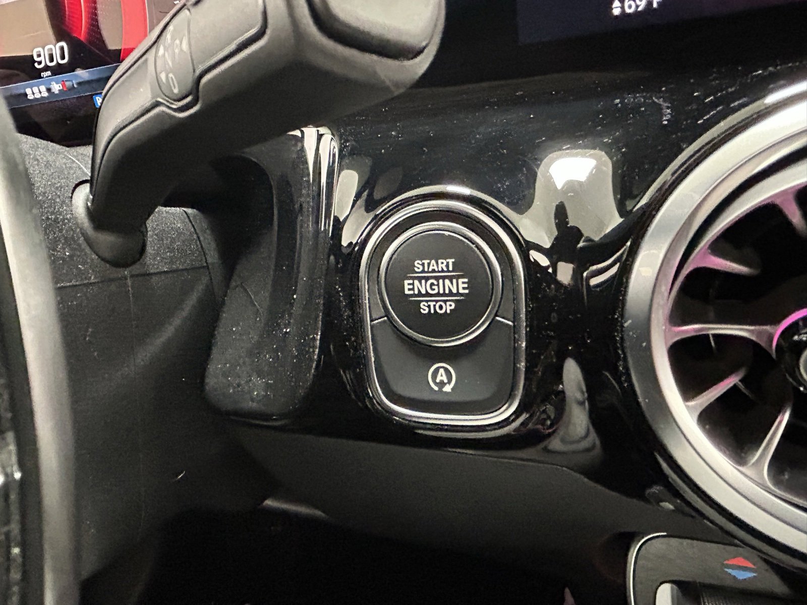 Used 2024 Mercedes-Benz GLA 35 AMG GLA 35 AMG image 19