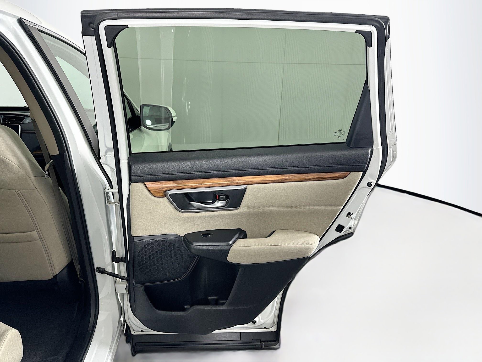 Used 2018 Honda CR-V EX image 29