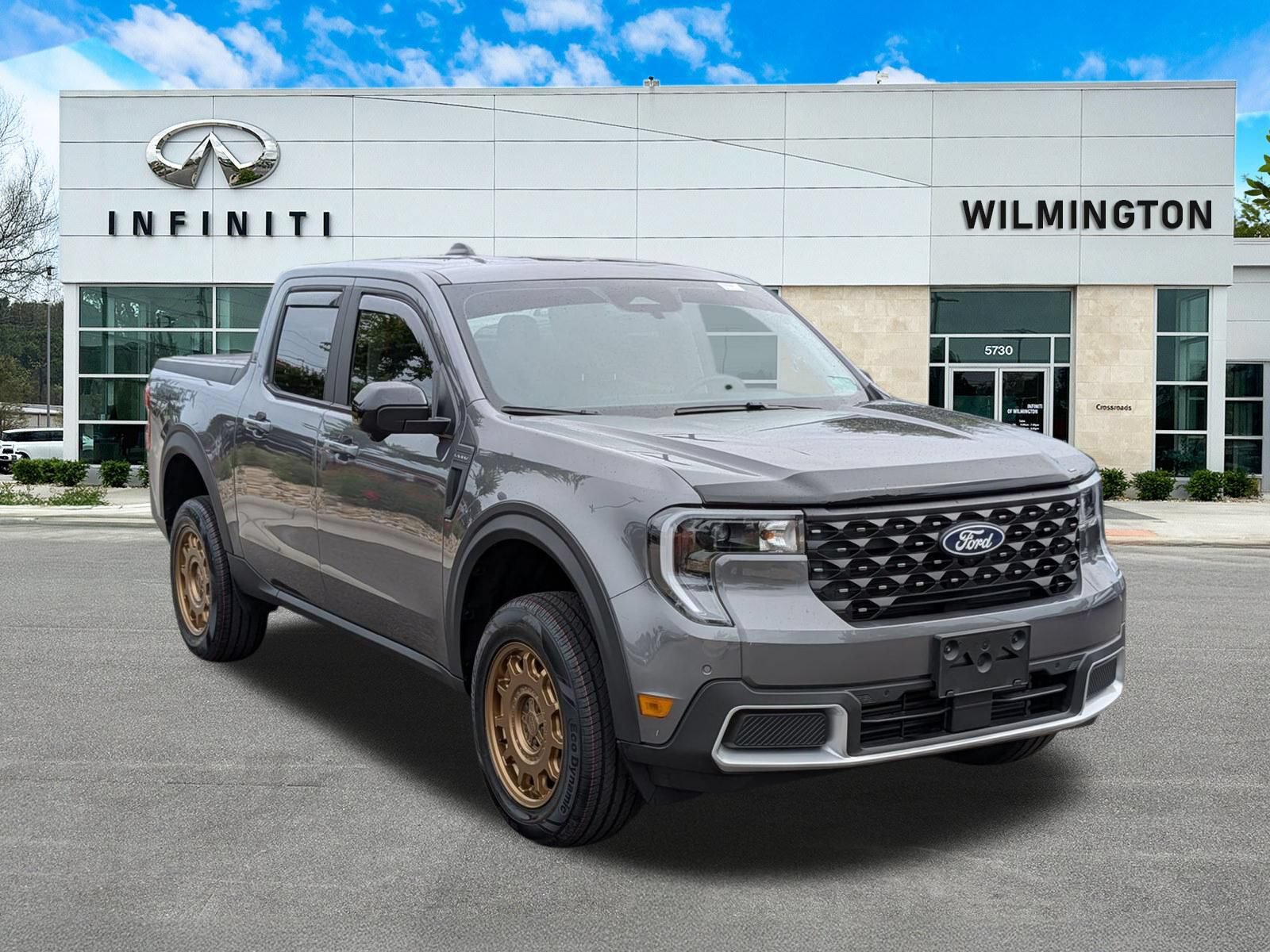 Used 2025 Ford Maverick Lariat AWD/4WD image 1