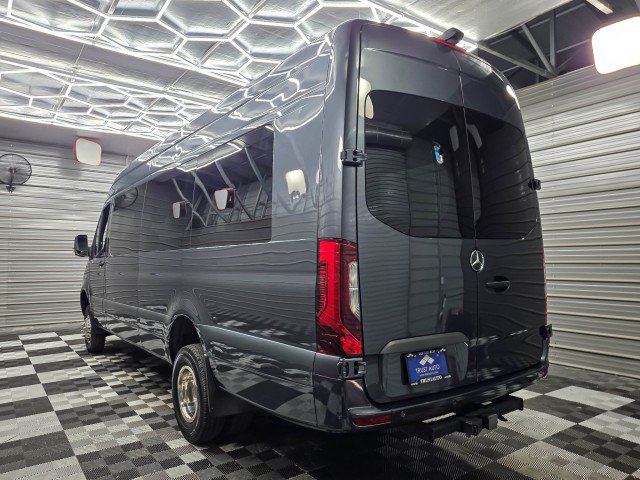 Used 2024 Mercedes-Benz Sprinter 3500 image 8