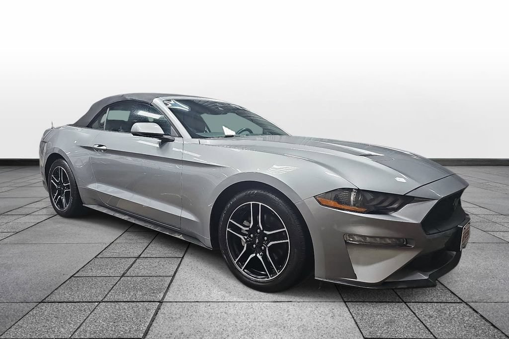 Used 2023 Ford Mustang Premium RWD image 3