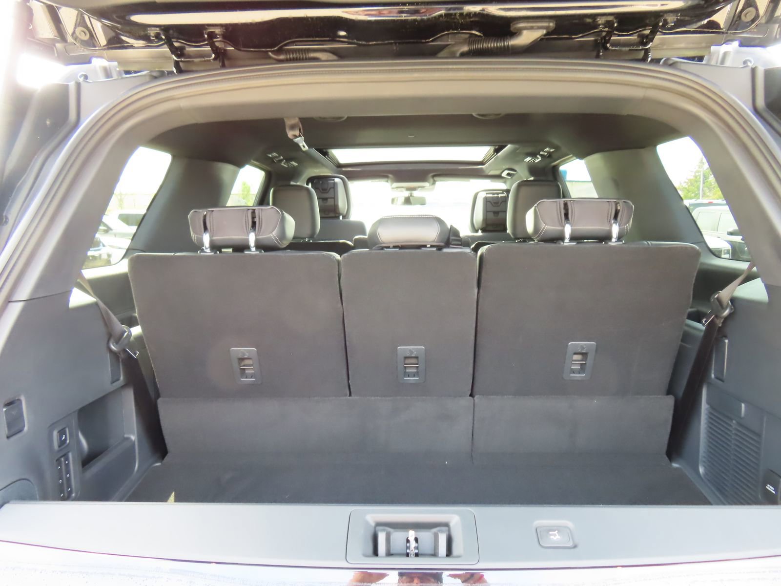 New 2026 Ford Expedition Platinum image 22