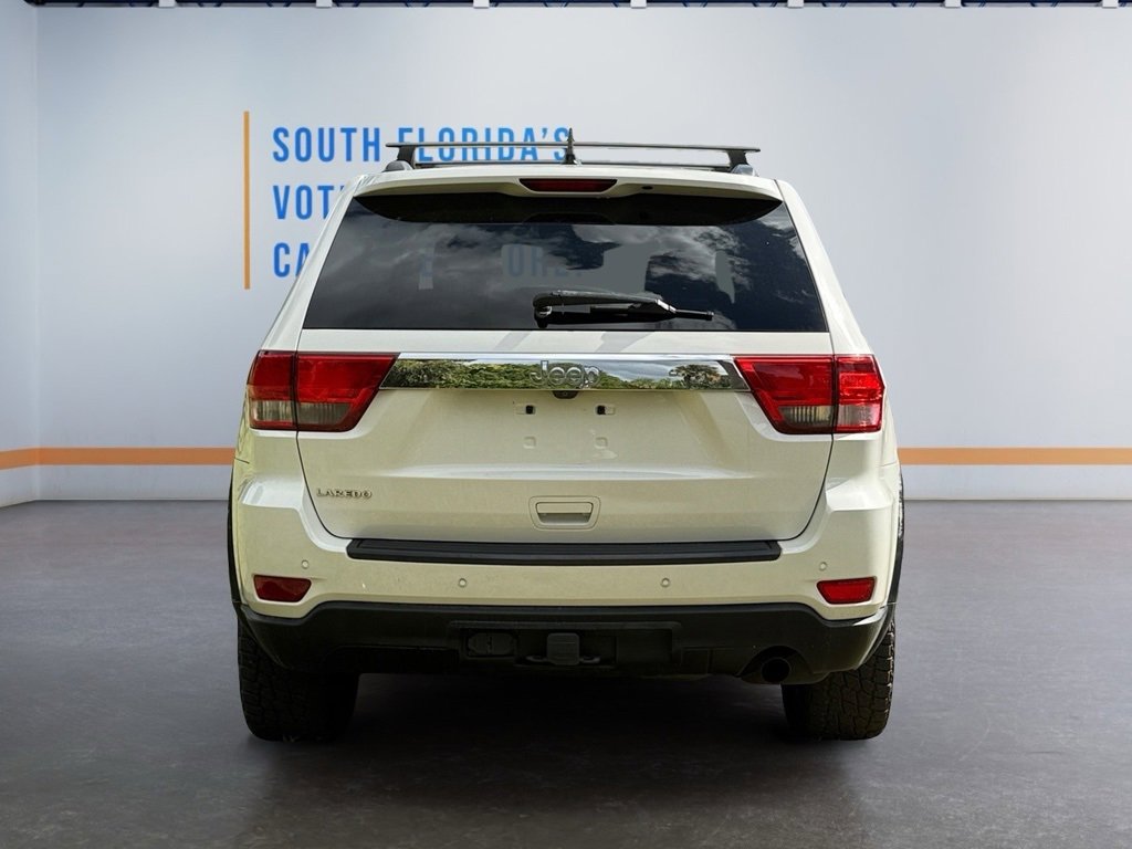 Used 2012 Jeep Grand Cherokee Laredo image 4