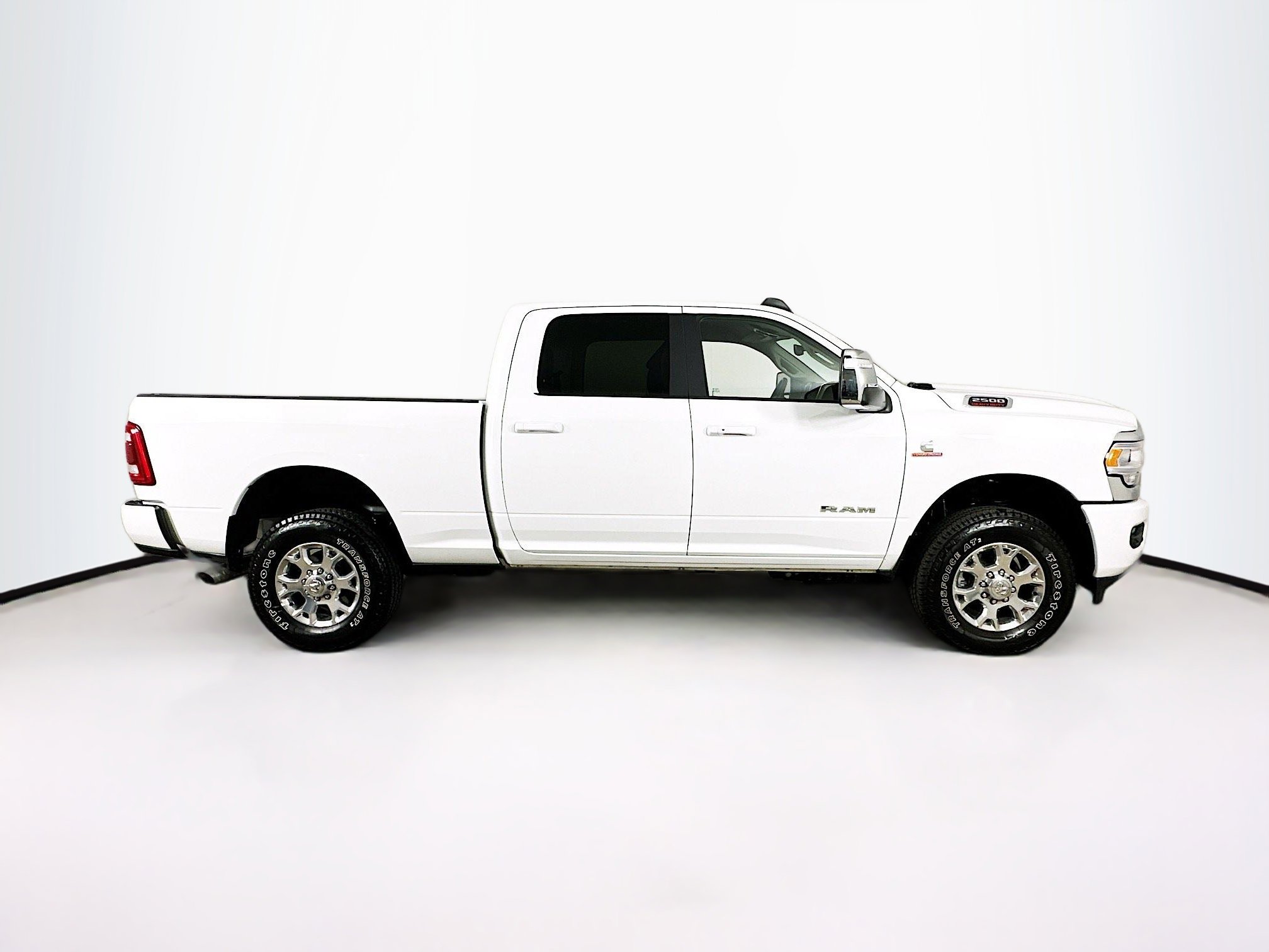 Used 2024 RAM 2500 Laramie w/ Safety Group image 10