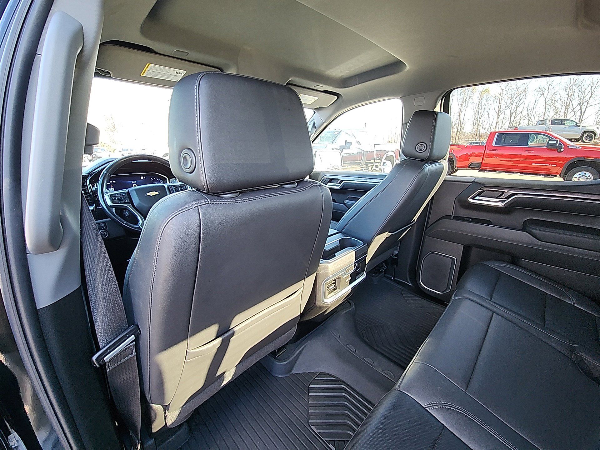 Used 2023 Chevrolet Silverado 1500 LTZ image 29