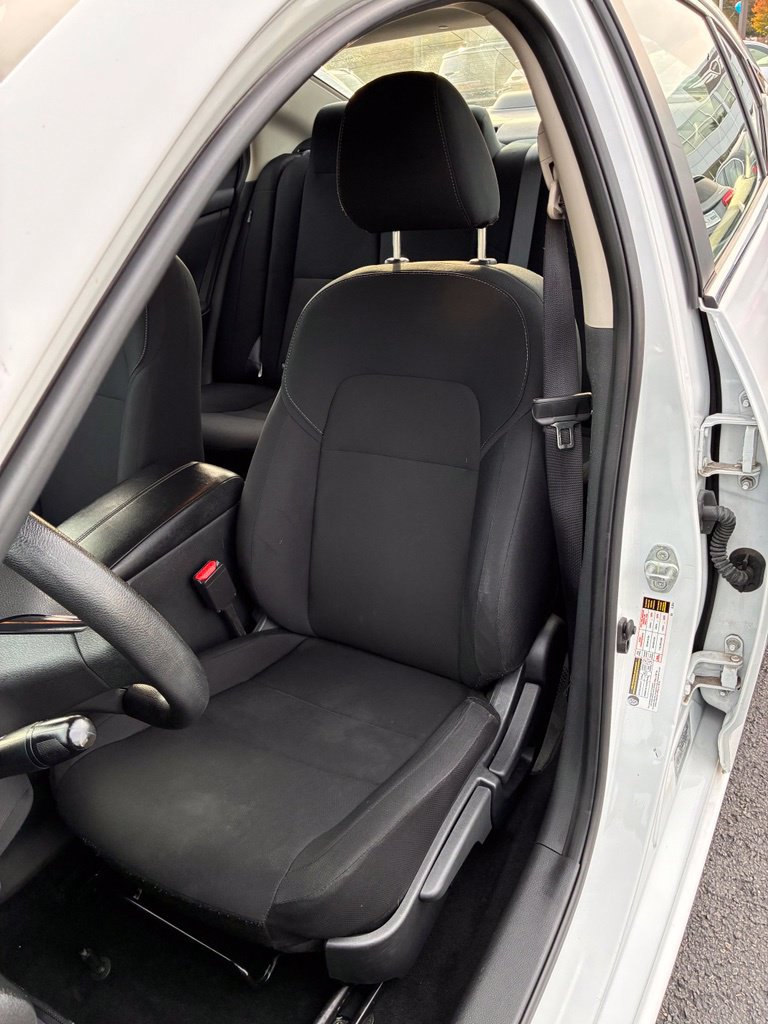 Used 2024 Nissan Sentra S FWD image 15