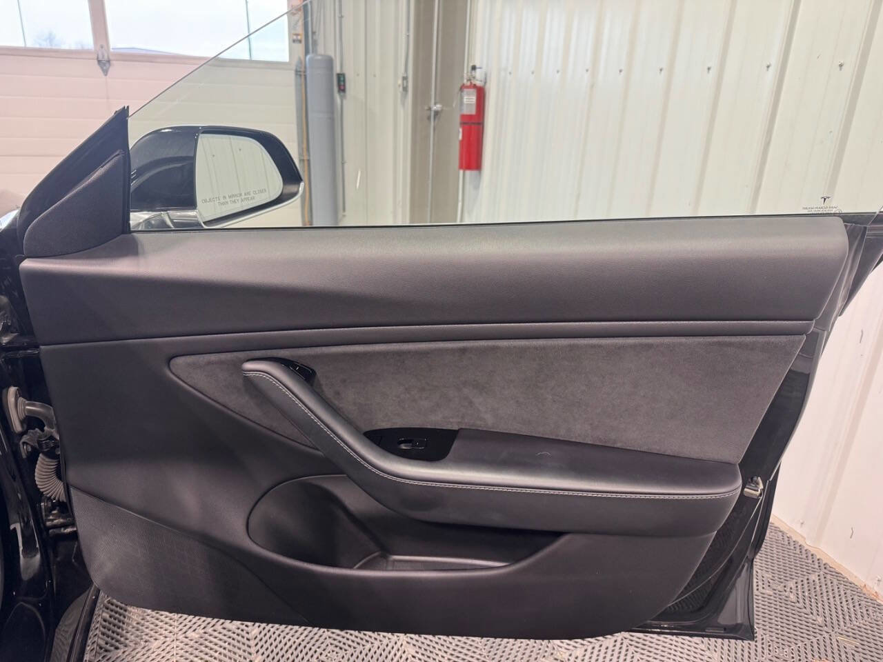 Used 2019 Tesla Model 3 Mid Range image 17