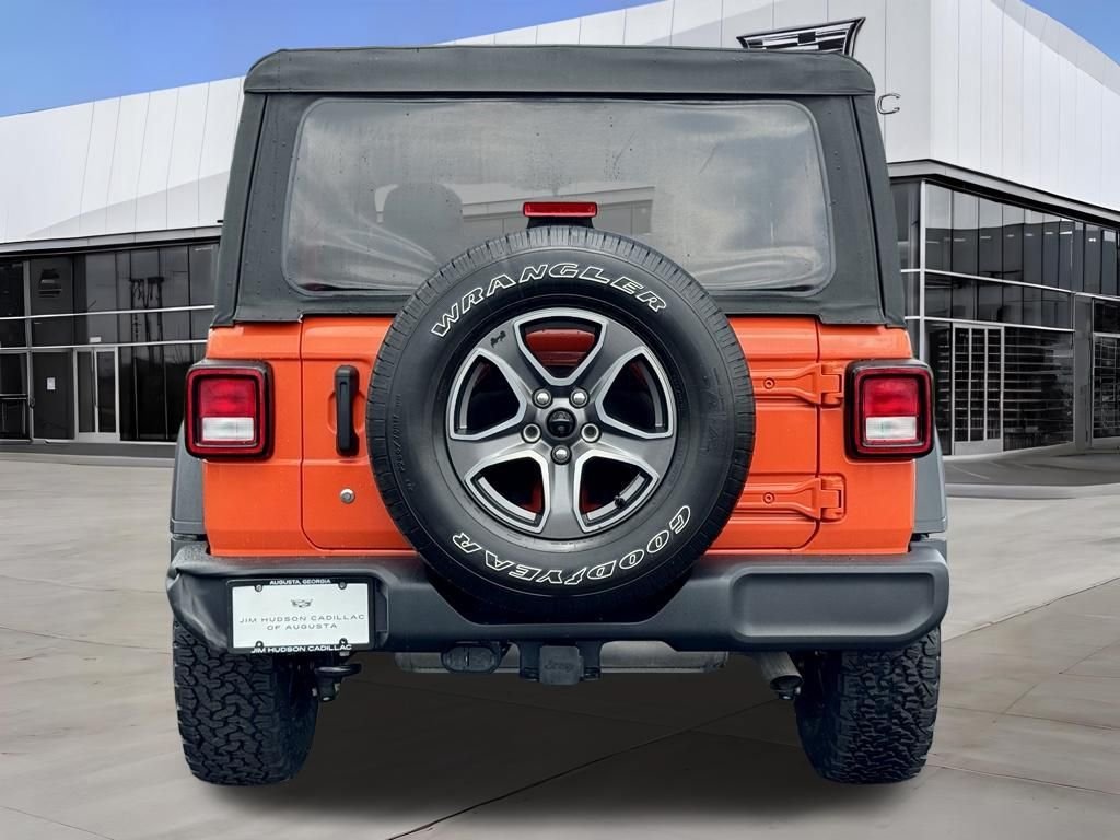 Used 2019 Jeep Wrangler Sport AWD/4WD image 7