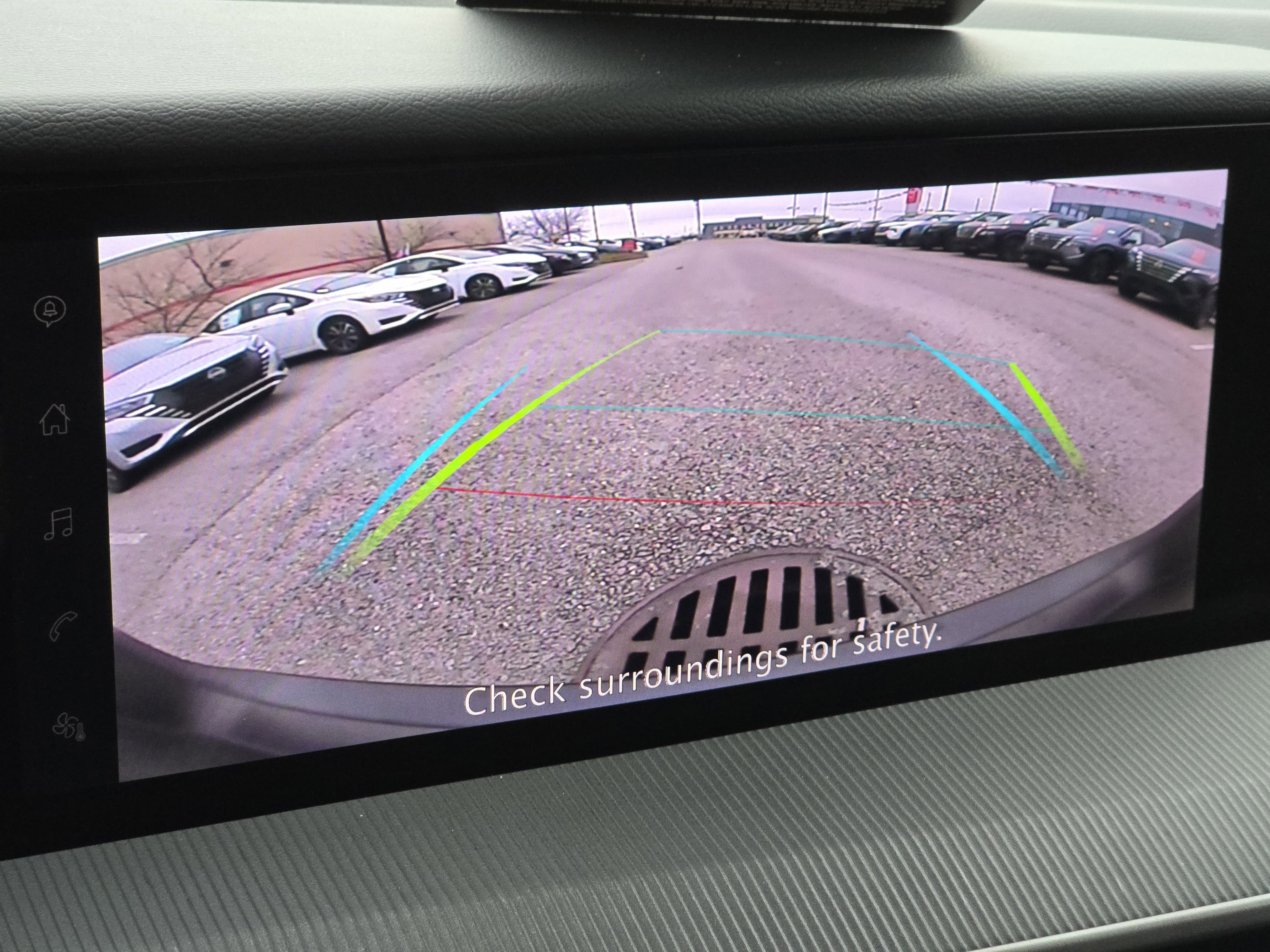 Used 2025 Nissan Murano SV image 13