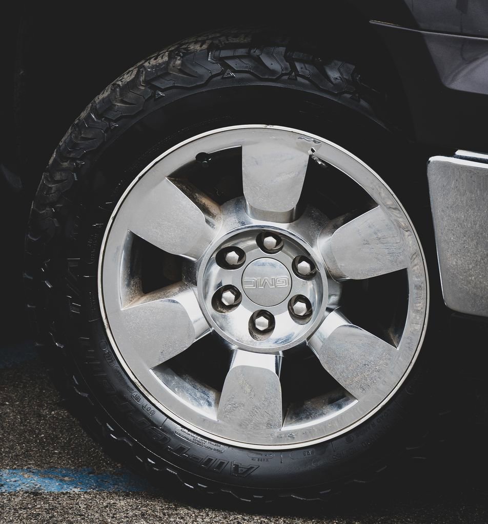 Used 2011 GMC Sierra 1500 SLE w/ Power Tech Package image 2