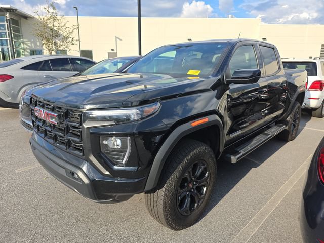 Used 2025 GMC Canyon Elevation w/ Convenience Package RWD image 4