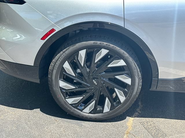 New 2026 Lincoln Nautilus Reserve w/ Jet Appearance Package AWD/4WD image 18