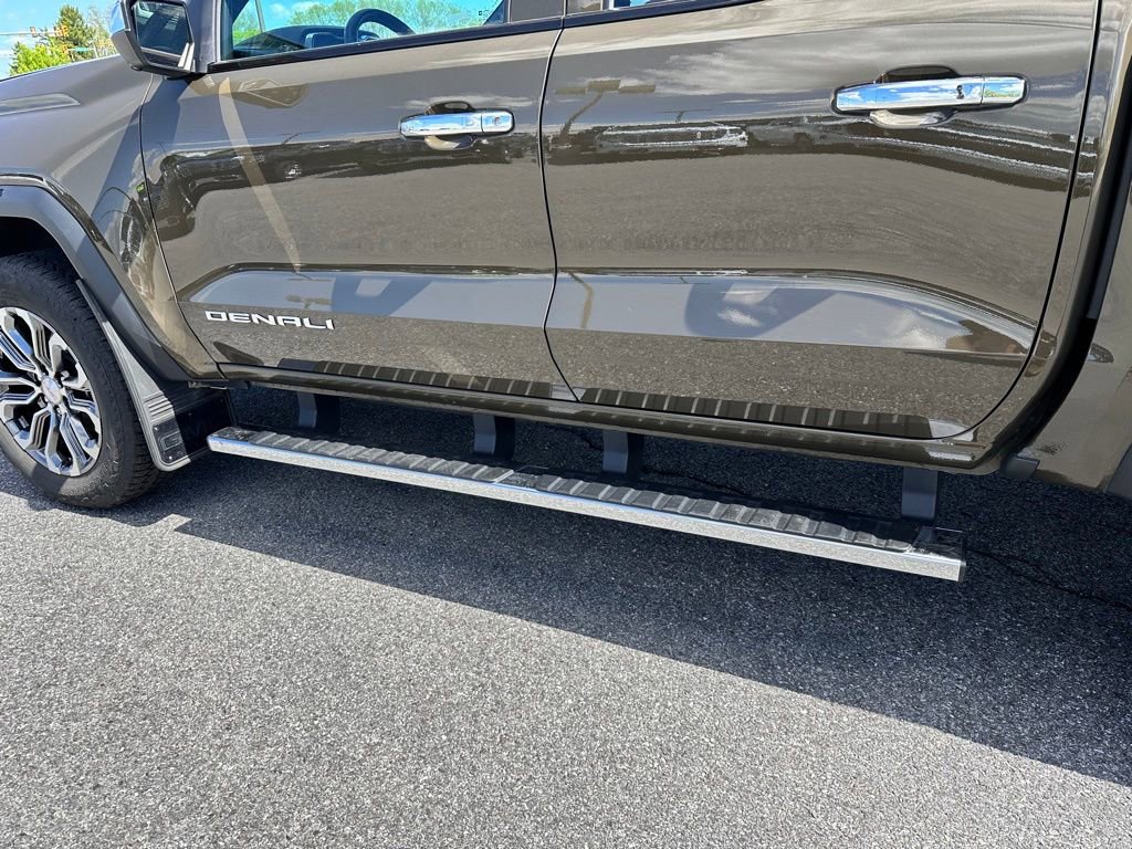 Used 2024 GMC Canyon Denali AWD/4WD image 47
