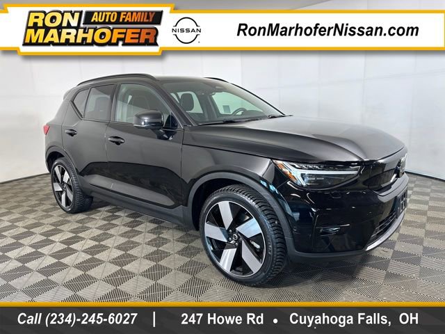 Used 2023 Volvo XC40 Recharge Ultimate image 1