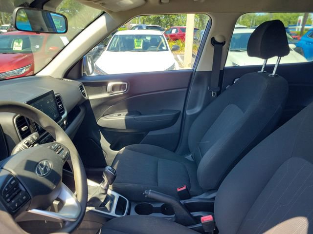 Used 2020 Hyundai Venue SE FWD image 10