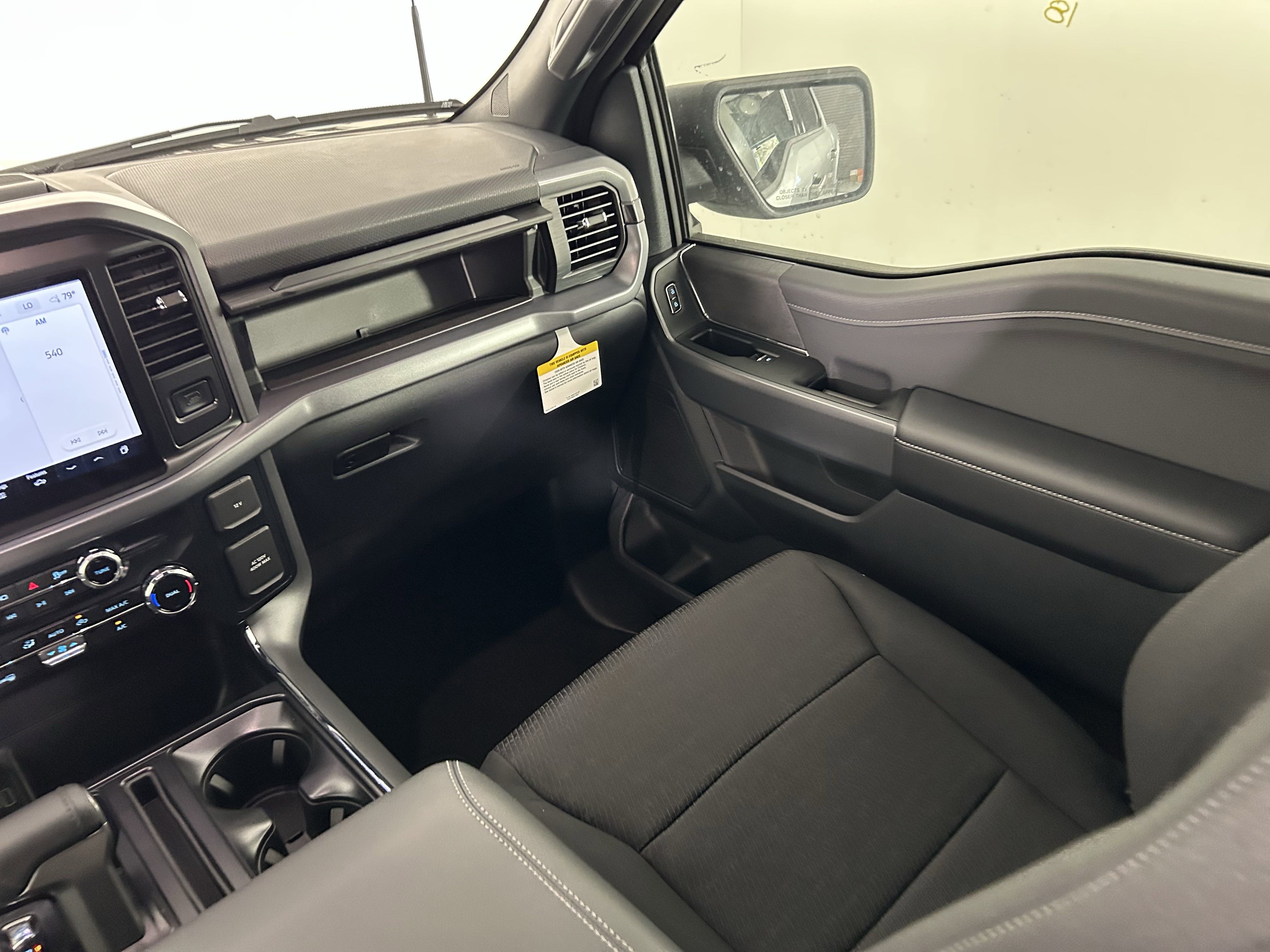 New 2025 Ford F150 XLT w/ Equipment Group 301A Standard image 15