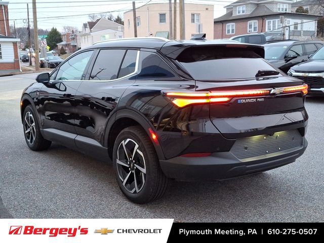 New 2026 Chevrolet Equinox EV LT image 3