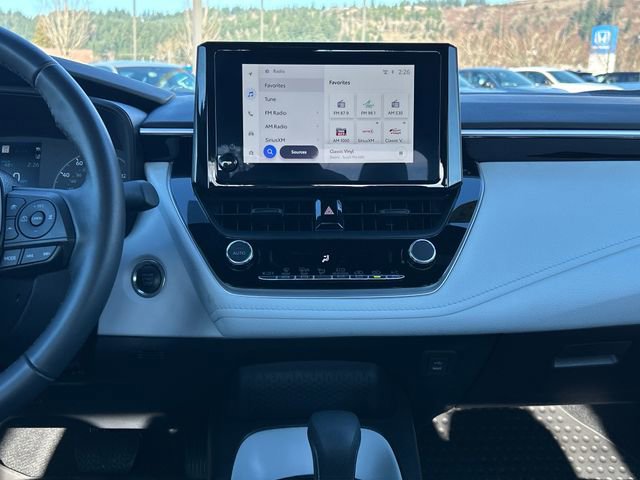 Used 2025 Toyota Corolla SE image 25