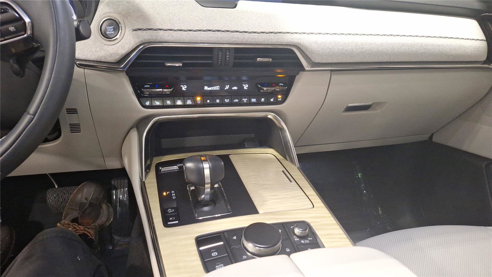 Used 2024 MAZDA CX-90 3.3 Turbo S w/ Premium Plus image 17