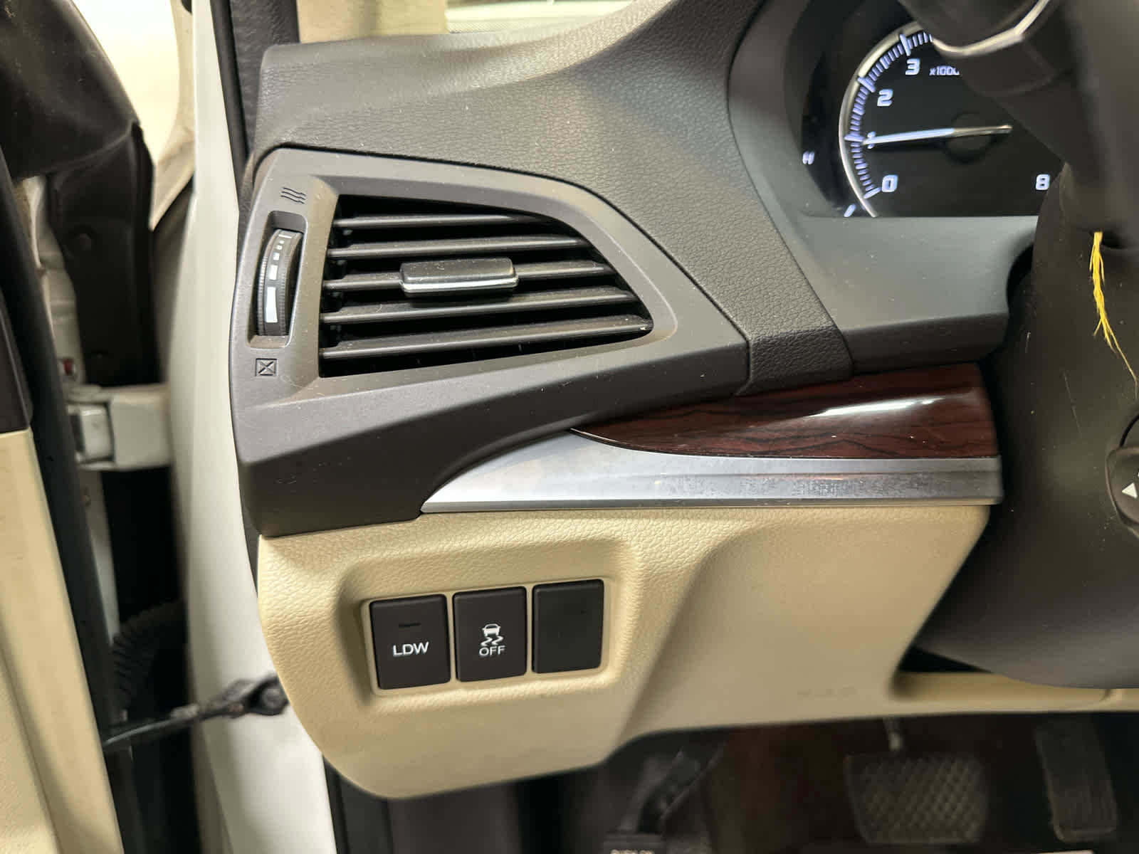 Used 2015 Acura MDX Tech Pkg image 23