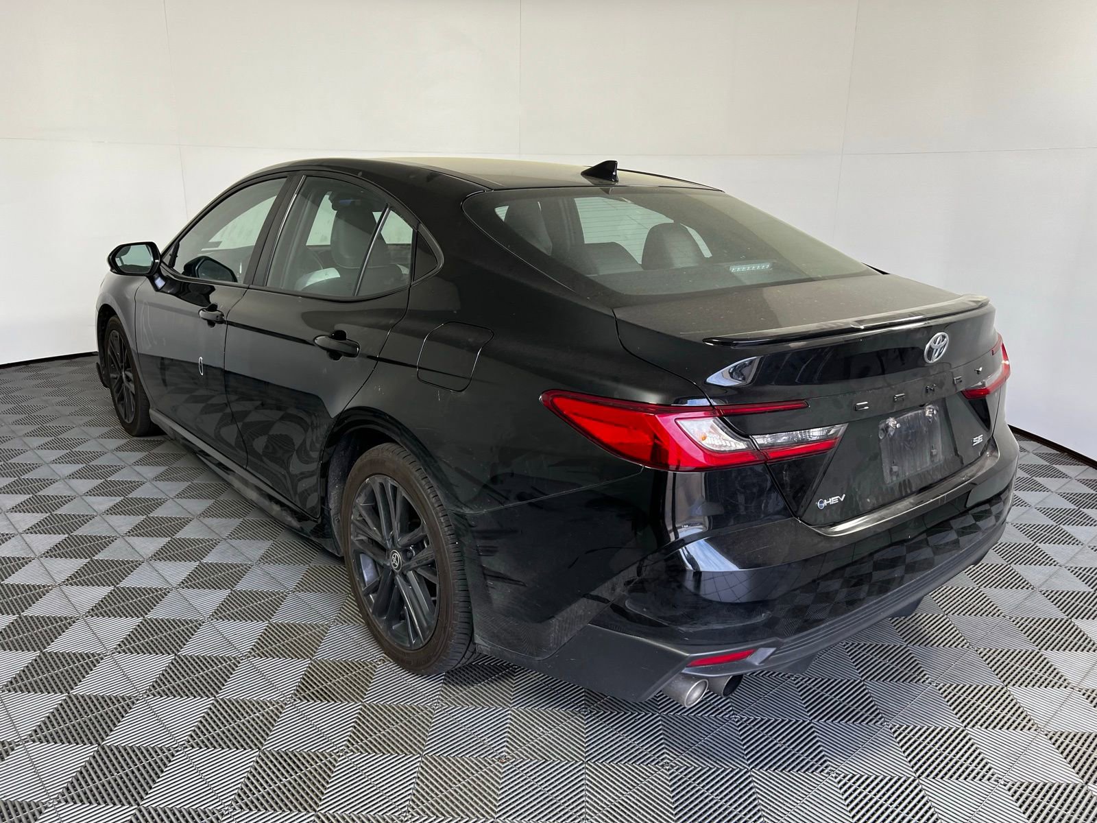 Certified 2025 Toyota Camry LE image 7