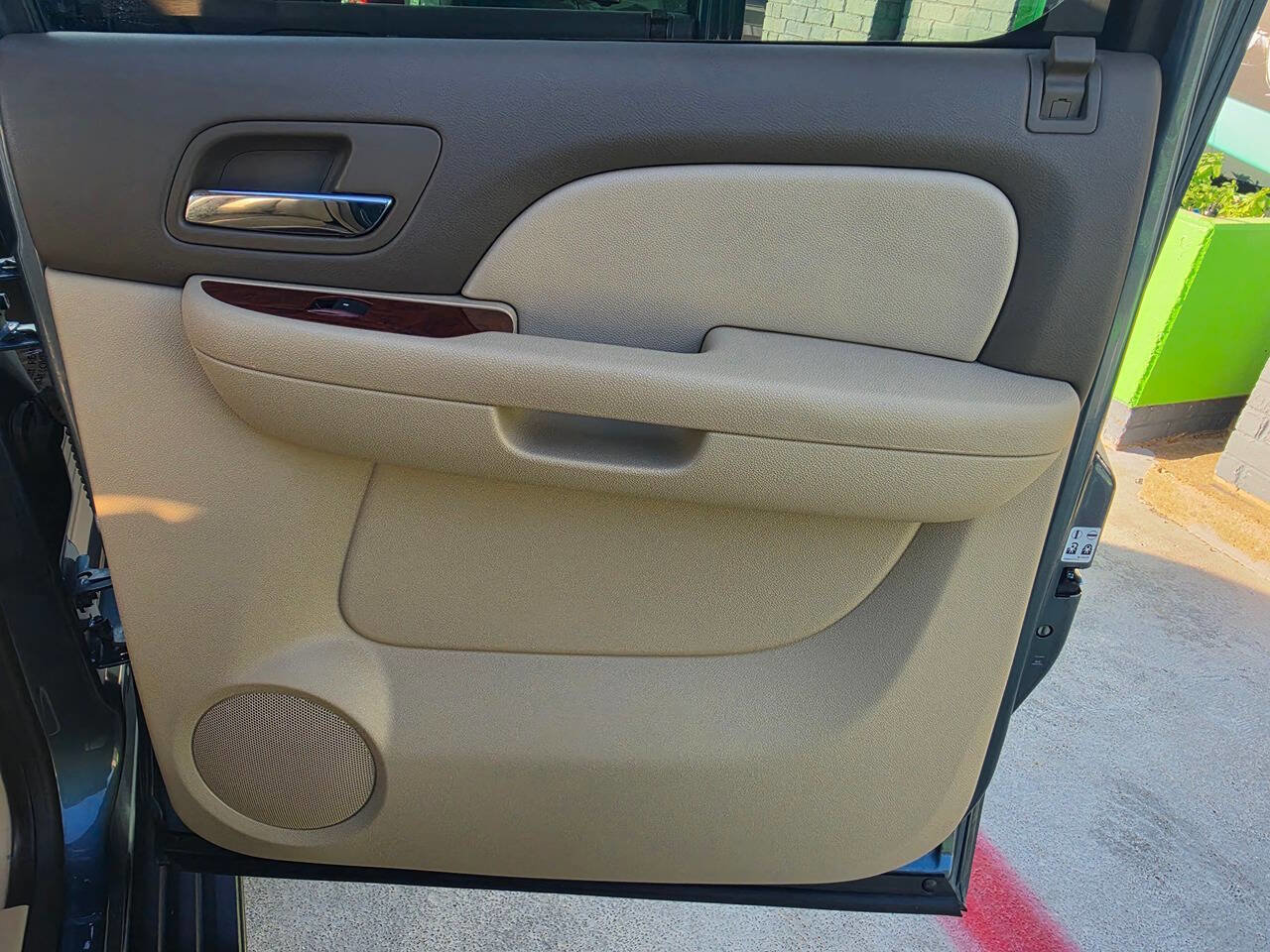 Used 2012 Chevrolet Avalanche LT w/ Texas Edition image 26