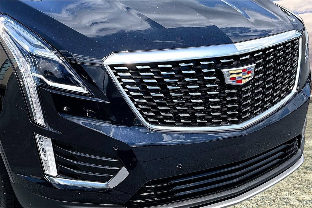 Certified 2023 Cadillac XT5 Premium Luxury AWD/4WD image 33