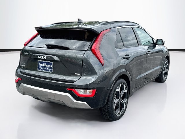 Used 2023 Kia Niro EX Touring FWD image 7