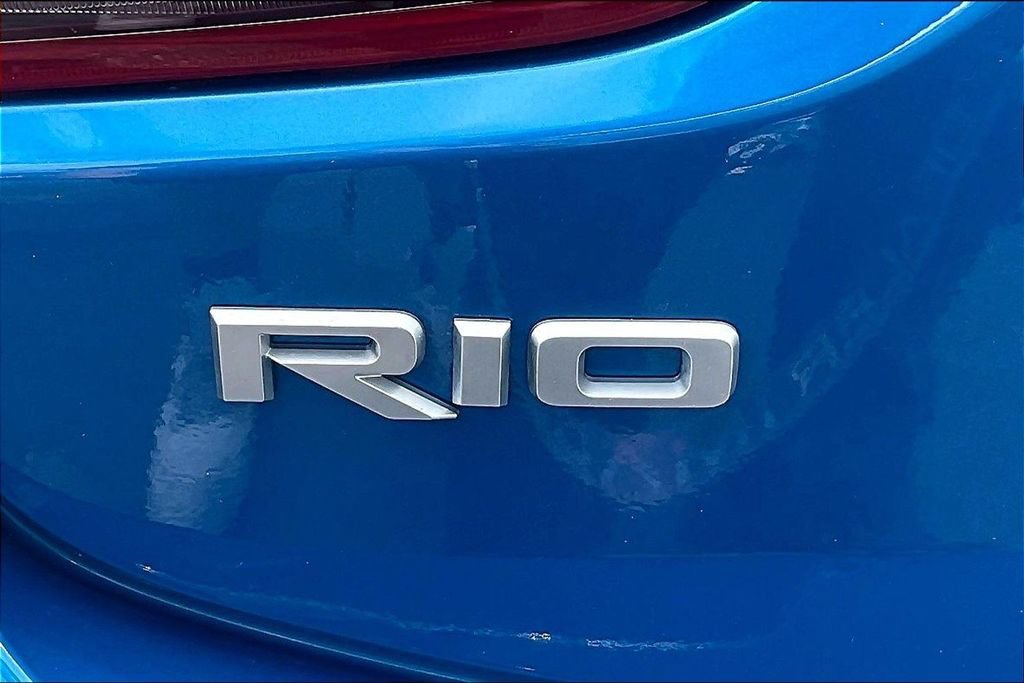 Used 2023 Kia Rio S FWD image 7