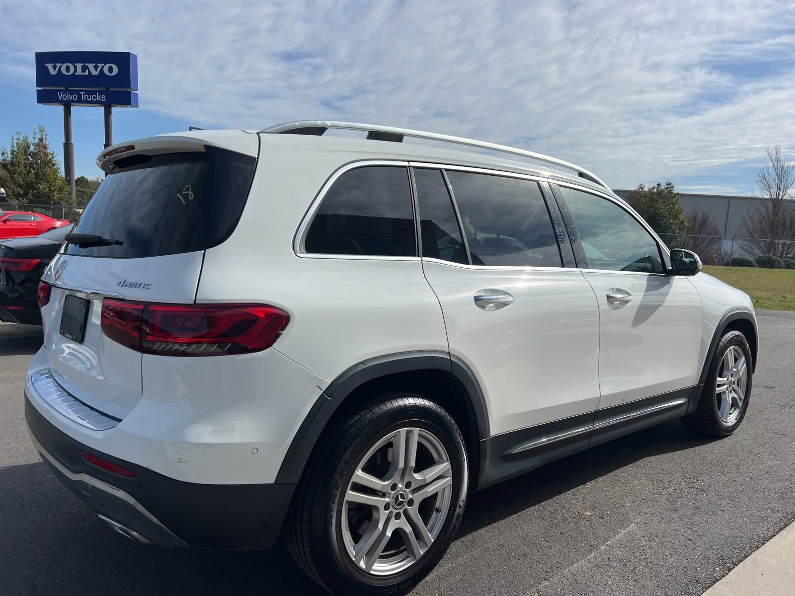 Used 2020 Mercedes-Benz GLB 250 4MATIC image 5