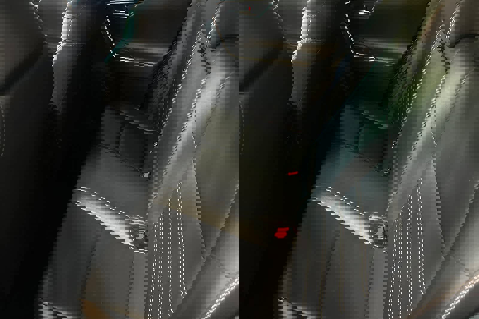 Used 2019 Toyota RAV4 Limited w/ Advanced Technology Package image 5